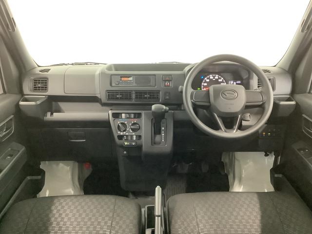ハイゼットカーゴＤＸ　４ＷＤ　ＣＶＴ　コーナーセンサー　キーレスエントリー走行無制限１年保証　前後コーナーセンサー　４ＷＤ　ＣＶＴ車　オートマチックハイビーム　アイドリングストップ　キーレスエントリー　横滑り防止装置　オートライト　ヘッドライトレベライザー　夏タイヤ４本付き（兵庫県）の中古車