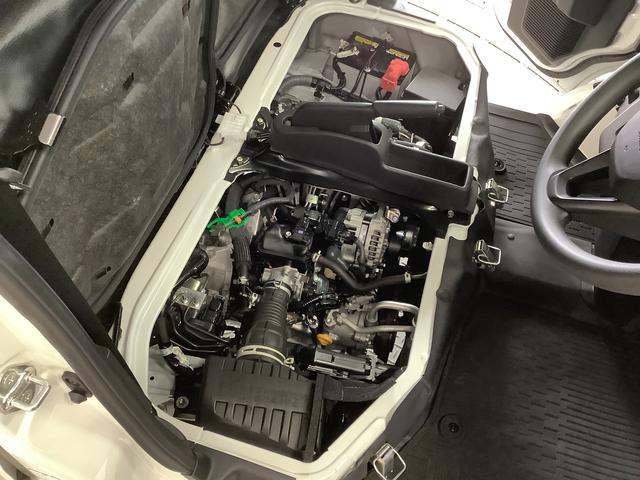 ハイゼットカーゴＤＸ　４ＷＤ　ＣＶＴ　コーナーセンサー　キーレスエントリー走行無制限１年保証　前後コーナーセンサー　４ＷＤ　ＣＶＴ車　オートマチックハイビーム　アイドリングストップ　キーレスエントリー　横滑り防止装置　オートライト　ヘッドライトレベライザー　夏タイヤ４本付き（兵庫県）の中古車