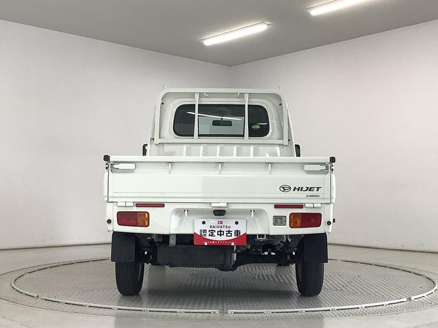 ハイゼットトラックスタンダード　５ＭＴ　３方開　エアコン　パワステ　ラジオ走行無制限１年保証　ＭＴ　３方開　ラジオ　ドアバイザー　ヘッドライトレベライザー　アクセサリーソケット　スペアタイヤ　ラジオ　バッテリーカバー　マニュアルエアコン　パワーステアリング　衝突安全ボディ（兵庫県）の中古車