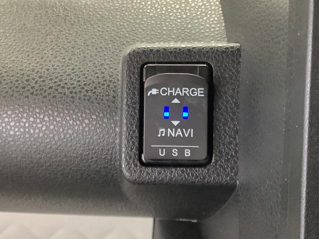 タントウェルカムターンシートＸ　福祉車両　ワンオーナー　クレーン付１年保証　ワンオーナー　福祉車輌　ＥＴＣ　助手席回転シート　パワークレーン　ミラクルオートステップ　ディスプレイオーディオ　バックカメラ　片側電動スライドドア　前後コーナーセンサー　前席シートヒーター（兵庫県）の中古車