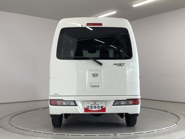 ハイゼットカーゴデラックスＳＡIII　４ＷＤ　ＡＴ　リアコーナーセンサー走行無制限１年保証　リアコーナーセンサー　４ＷＤ　ＡＴ車　オートマチックハイビーム　ＬＥＤヘッドライト　アイドリングストップ　横滑り防止装置　ドアバイザー　ヘッドライトレベライザー　間仕切りカーテン（兵庫県）の中古車