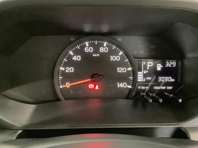 ハイゼットトラックスタンダード　ＣＶＴ　前後コーナーセンサー　横滑り防止装置走行無制限１年保証　前後コーナーセンサー　ＣＶＴ車　３方開　オートマチックハイビーム　アイドリングストップ　横滑り防止装置　オートライト　ヘッドライトレベライザー　アクセサリーソケット　ラジオ（兵庫県）の中古車