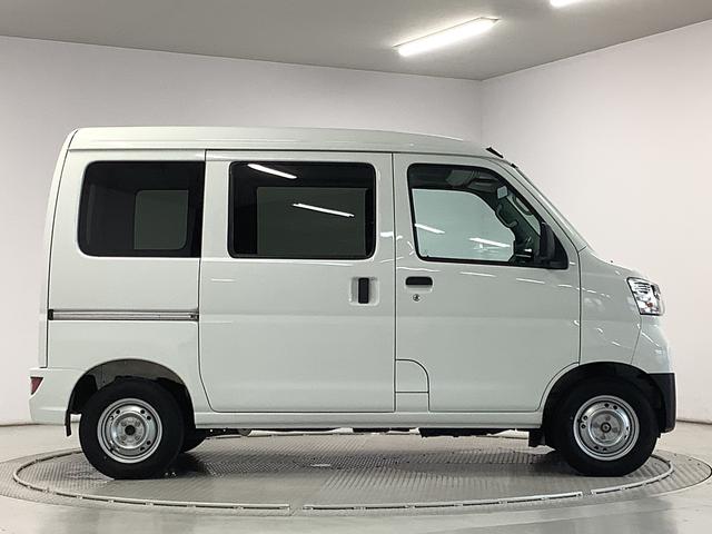 ハイゼットカーゴデラックスＳＡIII　４ＷＤ　ＡＴ　コーナーセンサー　ＥＴＣ走行無制限１年保証　リアコーナーセンサー　４ＷＤ　ＥＴＣ　ＡＴ車　オートマチックハイビーム　ＬＥＤヘッドライト　アイドリングストップ　キーレスエントリー　横滑り防止装置　オートライト　ラジオ（兵庫県）の中古車