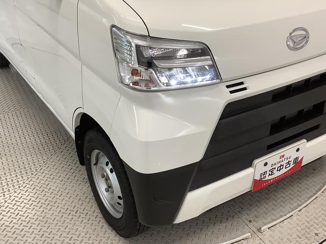 ハイゼットカーゴデラックスＳＡIII　４ＷＤ　ＡＴ　コーナーセンサー　ＥＴＣ走行無制限１年保証　リアコーナーセンサー　４ＷＤ　ＥＴＣ　ＡＴ車　オートマチックハイビーム　ＬＥＤヘッドライト　アイドリングストップ　キーレスエントリー　横滑り防止装置　オートライト　ラジオ（兵庫県）の中古車