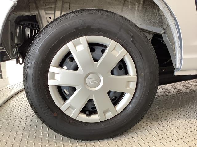 ハイゼットカーゴクルーズターボ　ワンオーナー　ＣＶＴ　ナビ　ルーフキャリア１年保証　ワンオーナー　ナビ　ＣＶＴ車　前後コーナーセンサー　ＴＶ　ＵＳＢ　Ｂｌｕｅｔｏｏｔｈ　オートマチックハイビーム　ＬＥＤヘッドライト　アイドリングストップ　横滑り防止装置　ルーフキャリア付（兵庫県）の中古車