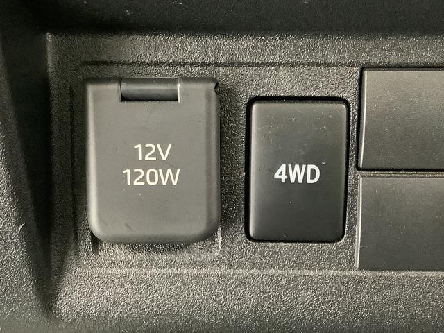 ハイゼットトラックスタンダード　４ＷＤ　５ＭＴ　前後コーナーセンサー　ラジオ走行無制限１年保証　前後コーナーセンサー　４ＷＤ　ＣＶＴ車　３方開　オートマチックハイビーム　アイドリングストップ　横滑り防止装置　オートライト　ヘッドライトレベライザー　ラジオ　スマートアシスト（兵庫県）の中古車