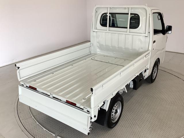 ハイゼットトラックスタンダード　４ＷＤ　５ＭＴ　前後コーナーセンサー　ラジオ走行無制限１年保証　前後コーナーセンサー　４ＷＤ　ＣＶＴ車　３方開　オートマチックハイビーム　アイドリングストップ　横滑り防止装置　オートライト　ヘッドライトレベライザー　ラジオ　スマートアシスト（兵庫県）の中古車