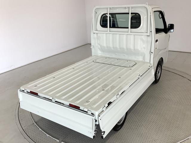ハイゼットトラックスタンダード　４ＷＤ　５ＭＴ　前後コーナーセンサー　ラジオ走行無制限１年保証　前後コーナーセンサー　４ＷＤ　ＣＶＴ車　３方開　オートマチックハイビーム　アイドリングストップ　横滑り防止装置　オートライト　ヘッドライトレベライザー　ラジオ　スマートアシスト（兵庫県）の中古車