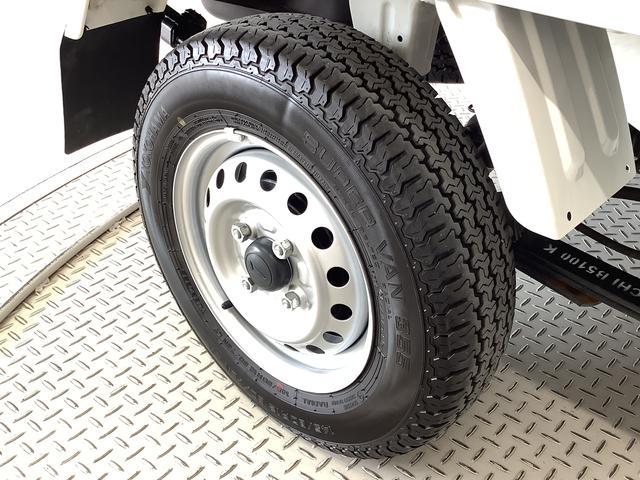 ハイゼットトラックスタンダード　４ＷＤ　５ＭＴ　前後コーナーセンサー　ラジオ走行無制限１年保証　前後コーナーセンサー　４ＷＤ　ＣＶＴ車　３方開　オートマチックハイビーム　アイドリングストップ　横滑り防止装置　オートライト　ヘッドライトレベライザー　ラジオ　スマートアシスト（兵庫県）の中古車