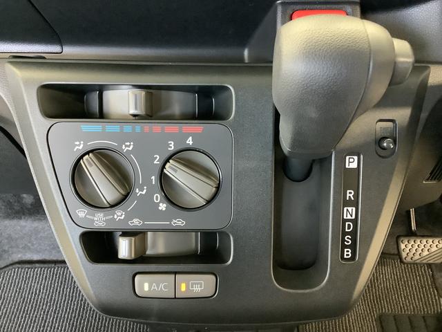 ミライースＬ　ＳＡIII　雹害車両　前後コーナーセンサー　キーレス雹害車両　１年保証　前後コーナーセンサー　オートマチックハイビーム　アイドリングストップ　キーレスエントリー　横滑り防止装置　オートライト　ヘッドライトレベライザー　アクセサリーソケット（兵庫県）の中古車
