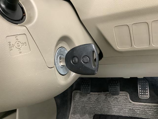 ミラＸ　５ＭＴ　ＣＤオーディオ　キーレスエントリー　電格ミラー走行無制限１年保証　キーレスエントリー　ＣＤオーディオ　ＭＴ車　ドアバイザー　ヘッドライトレベライザー　アクセサリーソケット　電動格納ドアミラー　マニュアルエアコン　テンパータイヤ　衝突安全ボディ（兵庫県）の中古車