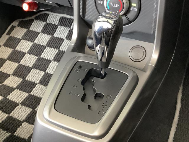 コペンローブ　ターボ　ＣＶＴ　ナビＴＶ　ＥＴＣ　シートヒーター１年保証　ナビ　ＣＶＴ車　シートヒーター　ＥＴＣ　ＴＶ　ＤＶＤ　ＵＳＢ　Ｂｌｕｅｔｏｏｔｈ　ＬＥＤヘッドライト　プッシュスタート　横滑り防止装置　オートエアコン　１６インチ純正アルミホイール（兵庫県）の中古車