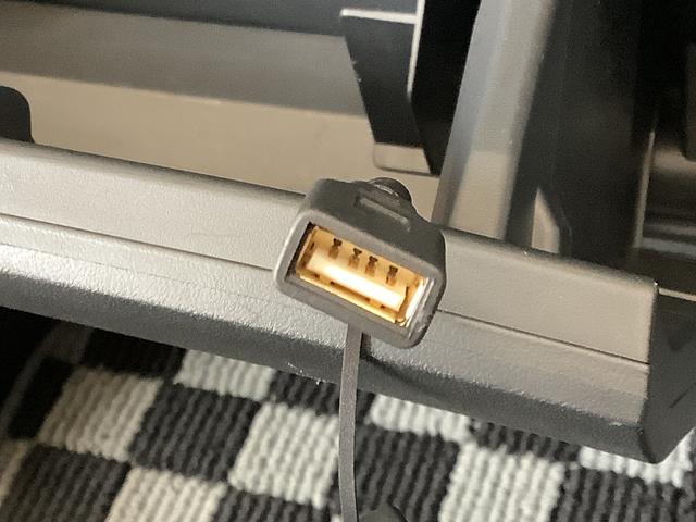 コペンローブ　ターボ　ＣＶＴ　ナビＴＶ　ＥＴＣ　シートヒーター１年保証　ナビ　ＣＶＴ車　シートヒーター　ＥＴＣ　ＴＶ　ＤＶＤ　ＵＳＢ　Ｂｌｕｅｔｏｏｔｈ　ＬＥＤヘッドライト　プッシュスタート　横滑り防止装置　オートエアコン　１６インチ純正アルミホイール（兵庫県）の中古車