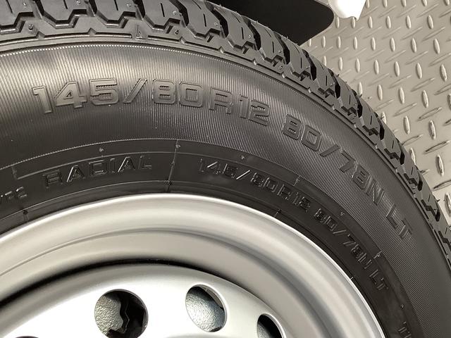 ハイゼットトラックスタンダード　４ＷＤ　ＣＶＴ　前後コーナーセンサー　ラジオ走行無制限１年保証　前後コーナーセンサー　４ＷＤ　ＣＶＴ車　３方開　アイドリングストップ　横滑り防止装置　オートライト　ヘッドライトレベライザー　アクセサリーソケット　スペアタイヤ　ラジオ（兵庫県）の中古車