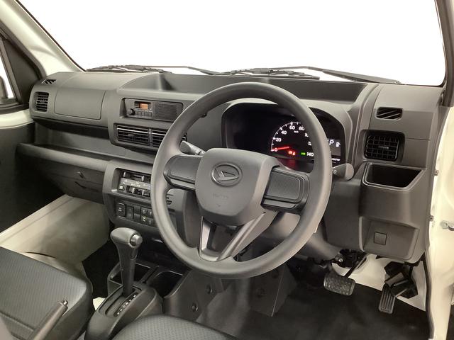 ハイゼットトラックスタンダード　４ＷＤ　ＣＶＴ　前後コーナーセンサー　ラジオ走行無制限１年保証　前後コーナーセンサー　４ＷＤ　ＣＶＴ車　３方開　アイドリングストップ　横滑り防止装置　オートライト　ヘッドライトレベライザー　アクセサリーソケット　スペアタイヤ　ラジオ（兵庫県）の中古車