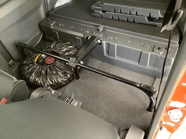 ハイゼットキャディーＤ　ＳＡII　ＣＶＴ　ＣＤ　ＥＴＣ　荷室マット　樹脂製フロア走行無制限１年保証　ＥＴＣ　荷室マット　ＣＶＴ車　ＣＤオーディオ　両側スライドドア　樹脂製フロア　２人乗り　プッシュスタート　アイドリングストップ　横滑り防止装置　ラゲージアンダートランク（兵庫県）の中古車