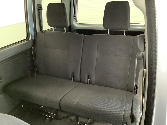 ハイゼットカーゴクルーズターボリミテッド　ＡＴ車　ＣＤオーディオ　キーレス走行無制限１年保証　ＡＴ　ＣＤオーディオ　キーレスエントリー　ドアバイザー　ヘッドライトレベライザー　電動格納ドアミラー　マニュアルエアコン　シガーソケット　両側スライドドア　１２インチアルミホイール（兵庫県）の中古車