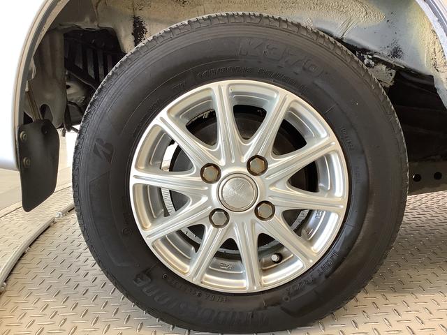 ハイゼットカーゴクルーズターボリミテッド　ＡＴ車　ＣＤオーディオ　キーレス走行無制限１年保証　ＡＴ　ＣＤオーディオ　キーレスエントリー　ドアバイザー　ヘッドライトレベライザー　電動格納ドアミラー　マニュアルエアコン　シガーソケット　両側スライドドア　１２インチアルミホイール（兵庫県）の中古車