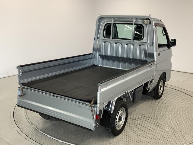 ハイゼットトラックエアコン・パワステスペシャルＶＳ　４ＷＤ　１オーナー　３方開走行無制限１年保証　４ＷＤ　ワンオーナー　３方開　荷台作業灯　ゲートプロテクター　荷台マット　ドアバイザー　シガーソケット　ヘッドライトレベライザー　スペアタイヤ　バッテリーカバー　ラジオ（兵庫県）の中古車