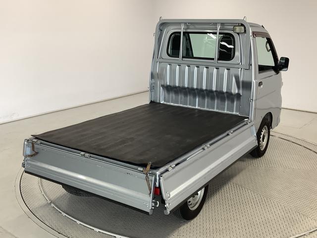 ハイゼットトラックエアコン・パワステスペシャルＶＳ　４ＷＤ　１オーナー　３方開走行無制限１年保証　４ＷＤ　ワンオーナー　３方開　荷台作業灯　ゲートプロテクター　荷台マット　ドアバイザー　シガーソケット　ヘッドライトレベライザー　スペアタイヤ　バッテリーカバー　ラジオ（兵庫県）の中古車