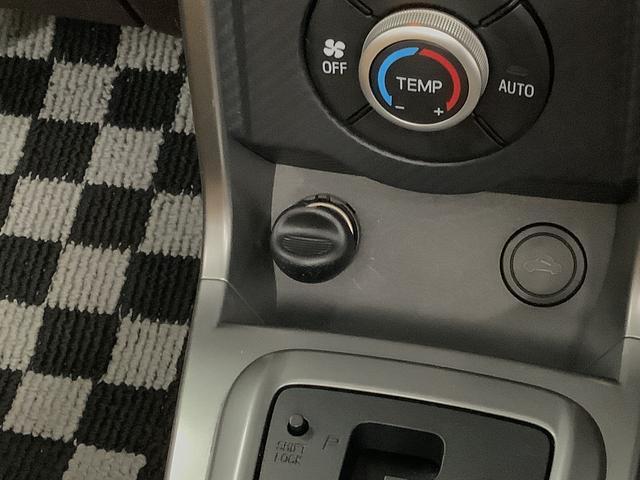 コペンローブ　ターボ　ワンオーナー　ＣＶＴ　ナビ　ＥＴＣ　１６ＡＷ１年保証　ワンオーナー　ナビＴＶ　ＥＴＣ　ＣＶＴ車　シートヒーター　ＵＳＢ　ＬＥＤヘッドライト　プッシュスタート　アイドリングストップ　横滑り防止装置　オートエアコン　１６インチ純正アルミホイール（兵庫県）の中古車