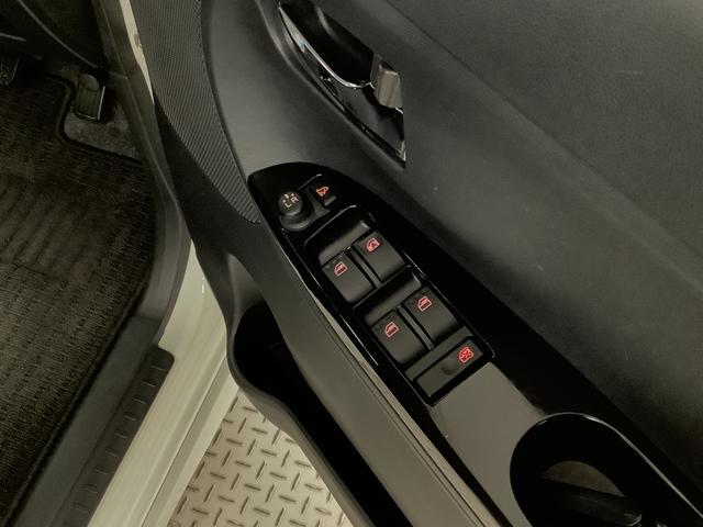 タントカスタムＸ　ＳＡ　ナビ　ＥＴＣ　片側電動スライド　１４ＡＷ１年保証　ＥＴＣ　片側電動スライドドア　ナビ　ＤＶＤ　ＵＳＢ　Ｂｌｕｅｔｏｏｔｈ　ＬＥＤヘッドライト　プッシュスタート　アイドリングストップ　横滑り防止装置　オートライト　１４インチ純正アルミホイール（兵庫県）の中古車