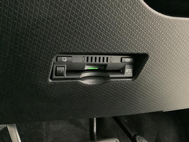 タントウェルカムターンシートｘ　福祉車輌　ワンオーナー　ナビＴＶ１年保証　ワンオーナー　ナビＴＶ　ＥＴＣ　福祉車両　ドラレコ　バックカメラ　片側電動スライドドア　前後コーナーセンサー　前席シートヒーター　助手席回転シート　電動パワークレーン　ラクスマグリップ（兵庫県）の中古車