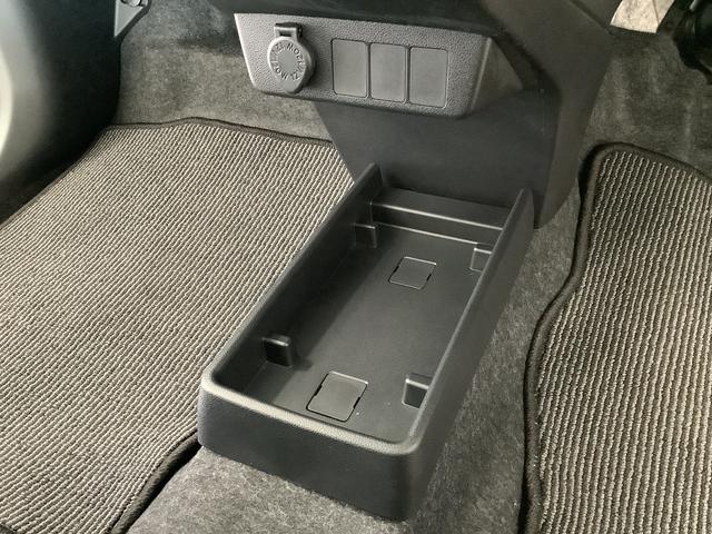 ミライースＬ　ＳＡIII　雹害車両　前後コーナーセンサー　キーレス雹害車両　１年保証　前後コーナーセンサー　オートマチックハイビーム　アイドリングストップ　キーレスエントリー　横滑り防止装置　オートライト　ヘッドライトレベライザー　インパネシフト　スマートアシスト（兵庫県）の中古車