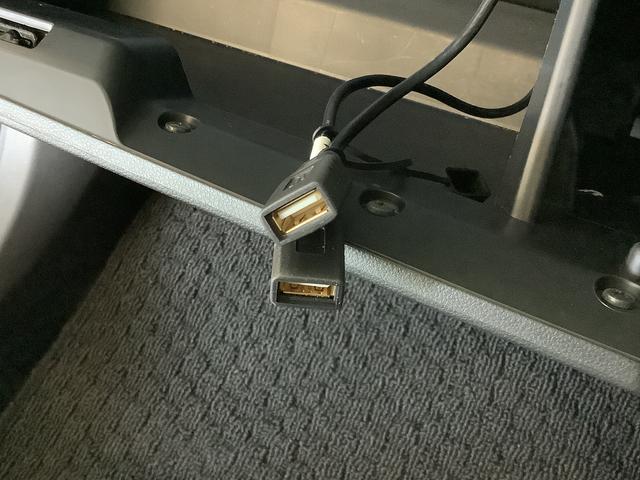 パッソモーダ　Ｓ　ナビＴＶ　ＥＴＣ　バックカメラ　プッシュスタート１年保証　ナビＴＶ　ＥＴＣ　バックカメラ　ＤＶＤ　ＵＳＢ　Ｂｌｕｅｔｏｏｔｈ　ＬＥＤヘッドライト　プッシュスタート　アイドリングストップ　横滑り防止装置　オートエアコン　ドアバイザー　ベンチシート（兵庫県）の中古車
