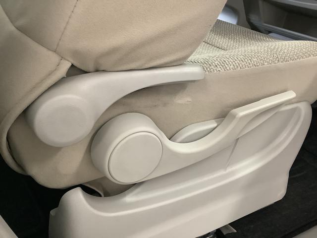タントスローパーＬ　リヤシート付仕様　福祉車両　ナビＴＶ　ＥＴＣ１年保証　ナビＴＶ　ＥＴＣ　バックカメラ　福祉車輌　ＵＳＢ　キーレスエントリー　アイドリングストップ　横滑り防止装置　ドアバイザー　ヘッドライトレベライザー　両側スライドドア　電動ウインチ　車いす（兵庫県）の中古車