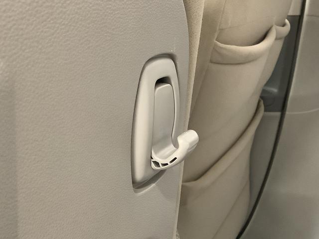 タントスローパーＬ　リヤシート付仕様　福祉車両　ナビＴＶ　ＥＴＣ１年保証　ナビＴＶ　ＥＴＣ　バックカメラ　福祉車輌　ＵＳＢ　キーレスエントリー　アイドリングストップ　横滑り防止装置　ドアバイザー　ヘッドライトレベライザー　両側スライドドア　電動ウインチ　車いす（兵庫県）の中古車