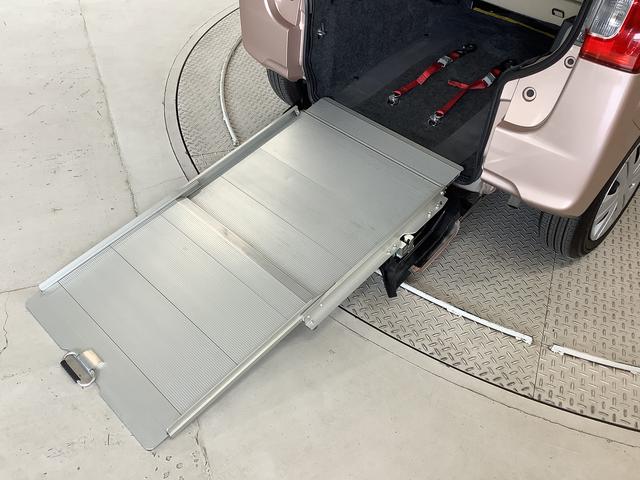 タントスローパーＬ　リヤシート付仕様　福祉車両　ナビＴＶ　ＥＴＣ１年保証　ナビＴＶ　ＥＴＣ　バックカメラ　福祉車輌　ＵＳＢ　キーレスエントリー　アイドリングストップ　横滑り防止装置　ドアバイザー　ヘッドライトレベライザー　両側スライドドア　電動ウインチ　車いす（兵庫県）の中古車