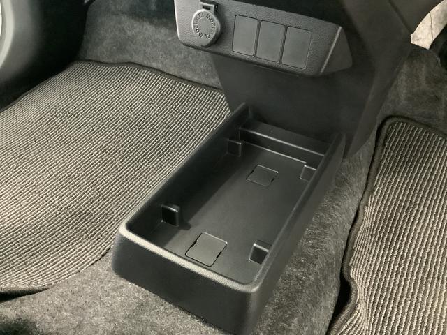 ミライースＬ　ＳＡIII　４ＷＤ　雹害車両　ワンオーナー　キーレス雹害車両　１年保証　ワンオーナー　４ＷＤ　前後コーナーセンサー　オートマチックハイビーム　アイドリングストップ　キーレスエントリー　横滑り防止装置　オートライト　ヘッドライトレベライザー（兵庫県）の中古車