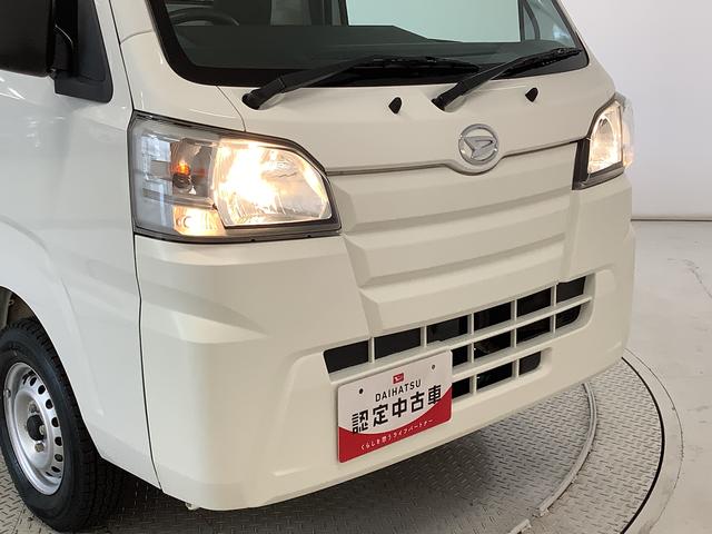 ハイゼットトラックスタンダード　４ＷＤ　ＡＴ車　３方開　ラジオ　エアコン走行無制限１年保証　４ＷＤ　ＡＴ　ラジオ　３方開　ヘッドライトレベライザー　アクセサリーソケット　マニュアルエアコン　スペアタイヤ　パッテリーカバー　インフォメーションディスプレイ　パワステ（兵庫県）の中古車
