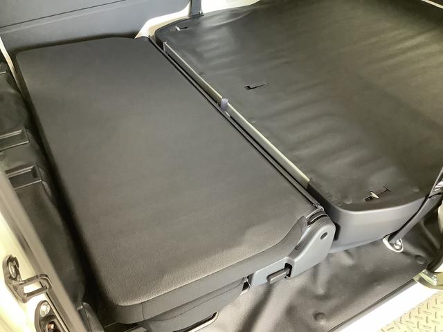 ハイゼットカーゴＤＸ　４ＷＤ　ＣＶＴ　前後コーナーセンサー　スマートアシスト走行無制限１年保証　前後コーナーセンサー　４ＷＤ　ＣＶＴ車　オートマチックハイビーム　アイドリングストップ　キーレスエントリー　横滑り防止装置　オートライト　ヘッドライトレベライザー　ラジオ（兵庫県）の中古車