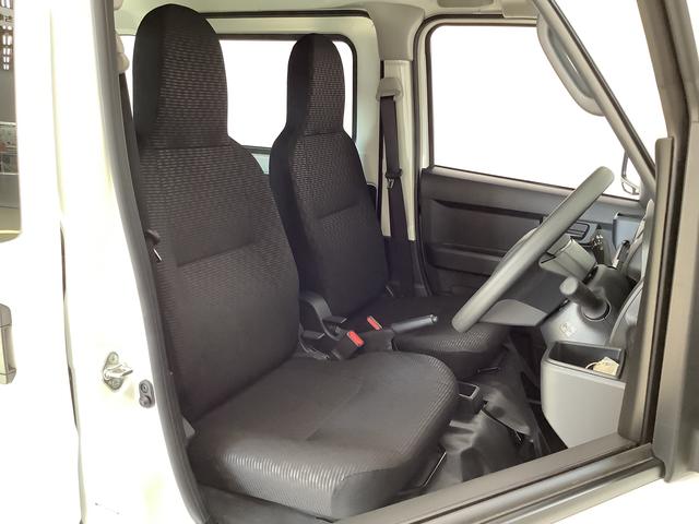 ハイゼットカーゴＤＸ　４ＷＤ　ＣＶＴ　前後コーナーセンサー　スマートアシスト走行無制限１年保証　前後コーナーセンサー　４ＷＤ　ＣＶＴ車　オートマチックハイビーム　アイドリングストップ　キーレスエントリー　横滑り防止装置　　ヘッドライトレベライザー　両側スライドドア　ラジオ（兵庫県）の中古車
