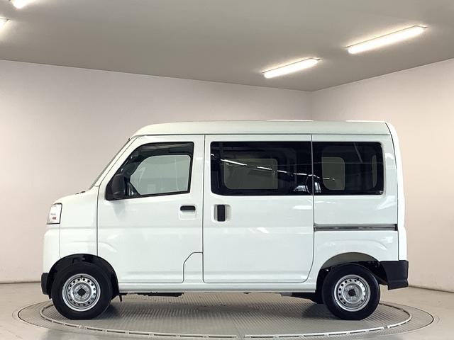 ハイゼットカーゴＤＸ　４ＷＤ　ＣＶＴ　前後コーナーセンサー　スマートアシスト走行無制限１年保証　前後コーナーセンサー　４ＷＤ　ＣＶＴ車　オートマチックハイビーム　アイドリングストップ　キーレスエントリー　横滑り防止装置　オートライト　ヘッドライトレベライザー　ラジオ（兵庫県）の中古車