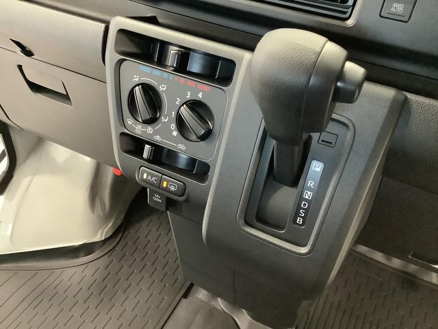 ハイゼットカーゴＤＸ　４ＷＤ　ＣＶＴ　前後コーナーセンサー　スマートアシスト走行無制限１年保証　前後コーナーセンサー　４ＷＤ　ＣＶＴ車　オートマチックハイビーム　アイドリングストップ　キーレスエントリー　横滑り防止装置　オートライト　ヘッドライトレベライザー　ラジオ（兵庫県）の中古車