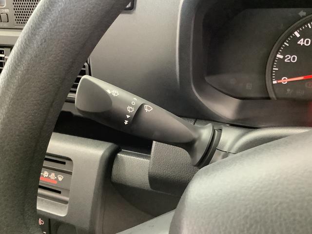 ハイゼットトラックスタンダード　ＣＶＴ　前後コーナーセンサー　３方開　ラジオ走行無制限１年保証　前後コーナーセンサー　ＣＶＴ車　３方開　オートマチックハイビーム　アイドリングストップ　横滑り防止装置　オートライト　ヘッドライトレベライザー　アクセサリーソケット　ラジオ（兵庫県）の中古車