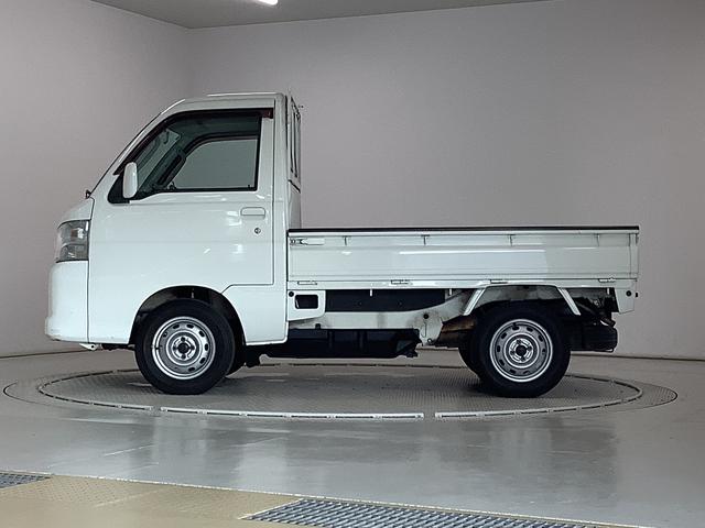 ハイゼットトラックＥＸＴ　４ＷＤ　ワンオーナー　５ＭＴ　３方開　荷台作業灯走行無制限１年保証　４ＷＤ　ワンオーナー　ＭＴ車　３方開　荷台作業灯　ゲートプロテクター　荷台マット　ドアバイザー　ヘッドライトレベライザー　トランスファー　デフロック　マニュアルエアコン　ラジオ（兵庫県）の中古車