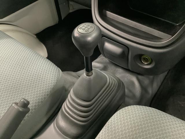 ハイゼットトラックＥＸＴ　４ＷＤ　ワンオーナー　５ＭＴ　３方開　荷台作業灯走行無制限１年保証　４ＷＤ　ワンオーナー　ＭＴ車　３方開　荷台作業灯　ゲートプロテクター　荷台マット　ドアバイザー　ヘッドライトレベライザー　トランスファー　デフロック　マニュアルエアコン　ラジオ（兵庫県）の中古車