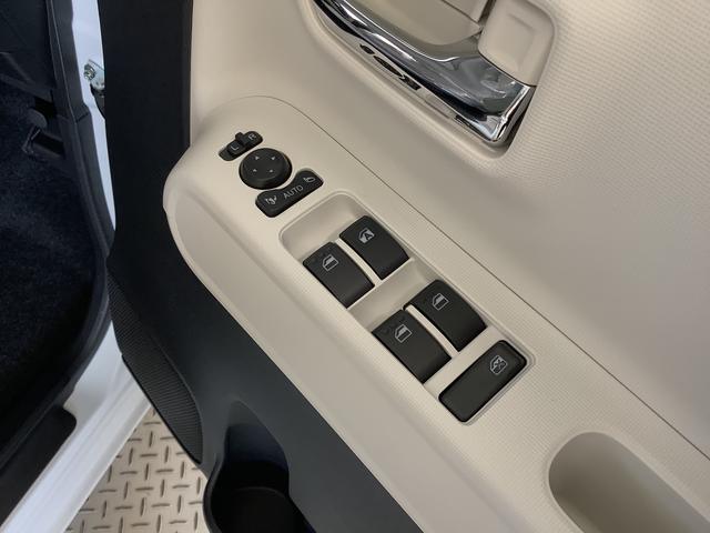 ムーヴキャンバスストライプスＧ　両側電動スライドドア　前席シートヒーター走行無制限１年保証　両側電動スライドドア　前後コーナーセンサー　前席シートヒーター　ホッとカップホルダー　オートマチックハイビーム　ＬＥＤヘッドライト　横滑り防止装置　スマートキー　置きラクボックス（兵庫県）の中古車