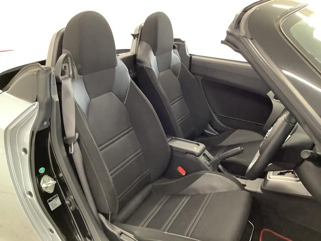 コペンローブ　ターボ　ＣＶＴ　ナビ　ＥＴＣ　バックカメラ　１６ＡＷ走行無制限１年保証　ＣＶＴ　バックカメラ　ＥＴＣ　シートヒーター　ＤＶＤ　Ｂｌｕｅｔｏｏｔｈ　ＬＥＤヘッドライト　プッシュスタート　横滑り防止装置　オートエアコン　１６インチ純正アルミホイール（兵庫県）の中古車