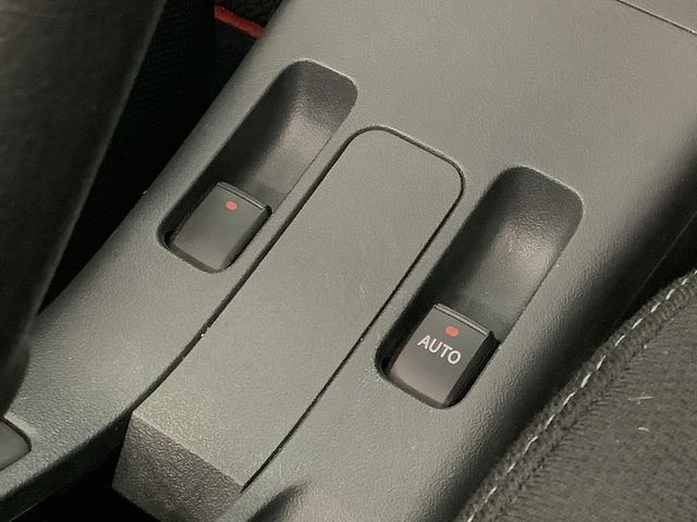 コペンローブ　ターボ　ＣＶＴ　ナビ　ＥＴＣ　バックカメラ　１６ＡＷ走行無制限１年保証　ＣＶＴ　バックカメラ　ＥＴＣ　シートヒーター　ＤＶＤ　Ｂｌｕｅｔｏｏｔｈ　ＬＥＤヘッドライト　プッシュスタート　横滑り防止装置　オートエアコン　１６インチ純正アルミホイール（兵庫県）の中古車