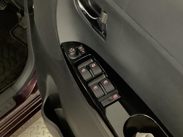 タントカスタムＸ　ＳＡII　ナビ　ＥＴＣ　片側電動スライドドア走行無制限１年保証　片側電動スライドドア　ナビ　ＥＴＣ　バックカメラ　Ｂｌｕｅｔｏｏｔｈ　ＬＥＤヘッドライト　プッシュスタート　アイドリングストップ　横滑り防止装置　１４インチ純正アルミホイール（兵庫県）の中古車