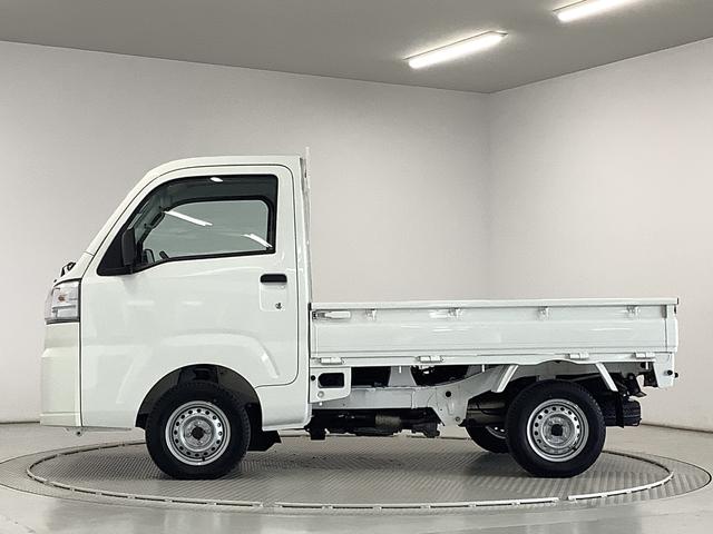 ハイゼットトラックスタンダード　４ＷＤ　ＣＶＴ　前後コーナーセンサー　ラジオ走行無制限１年保証　前後コーナーセンサー　４ＷＤ　ＣＶＴ車　３方開　アイドリングストップ　横滑り防止装置　オートライト　ヘッドライトレベライザー　アクセサリーソケット　スペアタイヤ　ラジオ（兵庫県）の中古車