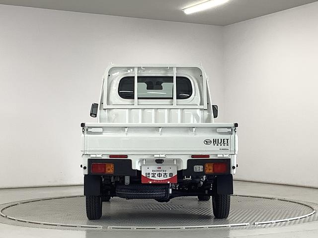 ハイゼットトラックスタンダード　４ＷＤ　ＣＶＴ　前後コーナーセンサー　ラジオ走行無制限１年保証　前後コーナーセンサー　４ＷＤ　ＣＶＴ車　３方開　アイドリングストップ　横滑り防止装置　オートライト　ヘッドライトレベライザー　アクセサリーソケット　スペアタイヤ　ラジオ（兵庫県）の中古車