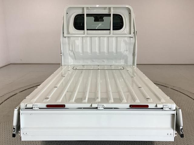 ハイゼットトラックスタンダード　４ＷＤ　ＣＶＴ　前後コーナーセンサー　ラジオ走行無制限１年保証　前後コーナーセンサー　４ＷＤ　ＣＶＴ車　３方開　アイドリングストップ　横滑り防止装置　オートライト　ヘッドライトレベライザー　アクセサリーソケット　スペアタイヤ　ラジオ（兵庫県）の中古車