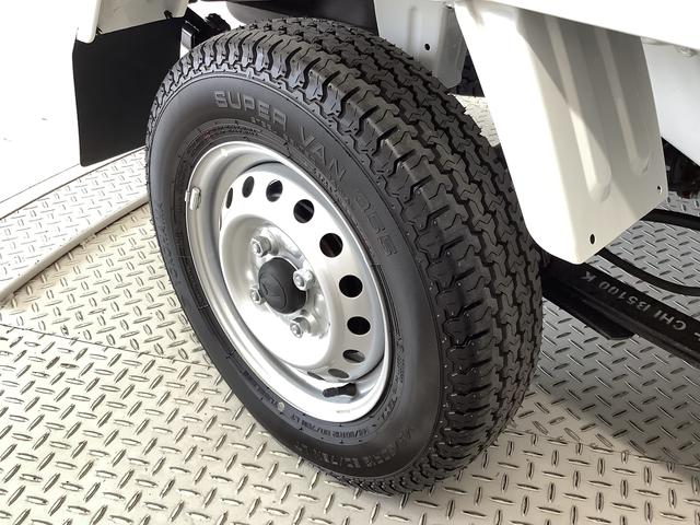 ハイゼットトラックスタンダード　４ＷＤ　ＣＶＴ　前後コーナーセンサー　ラジオ走行無制限１年保証　前後コーナーセンサー　４ＷＤ　ＣＶＴ車　３方開　アイドリングストップ　横滑り防止装置　オートライト　ヘッドライトレベライザー　アクセサリーソケット　スペアタイヤ　ラジオ（兵庫県）の中古車