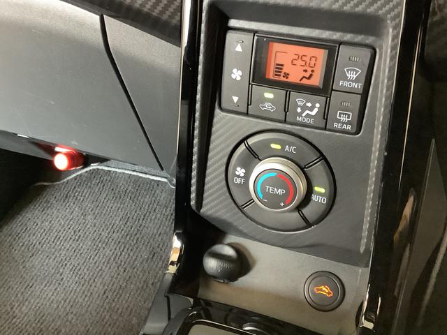 コペンＧＲ　スポーツ　ターボ　ＣＶＴ　シートヒーター　パドルシフト走行無制限１年保証　ＣＶＴ　電動オープン　シートヒーター　ＬＥＤヘッドライト　アイドリングストップ　プッシュスタート　横滑り防止装置　レカロシート　パドルシフト　１６インチ純正ＢＢＳアルミホイール（兵庫県）の中古車